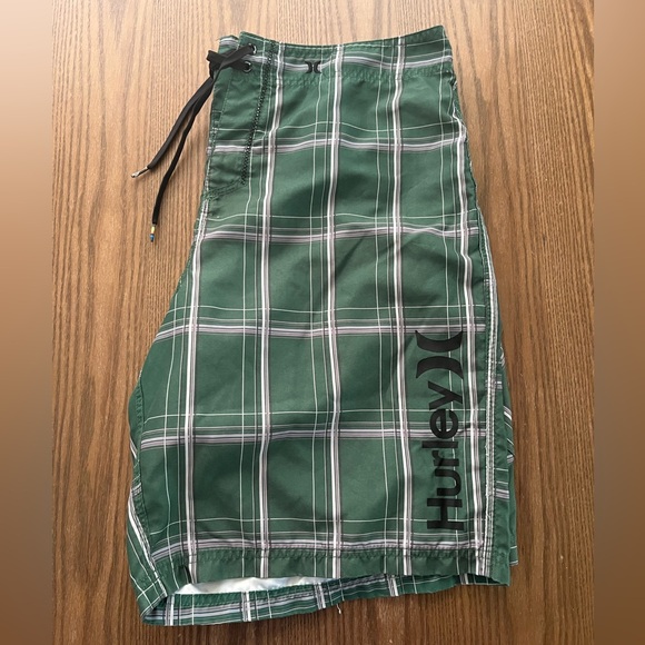 Hurley Dark Green Checkered Swim Shorts size XL - Picture 1 of 7